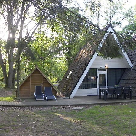 Bungalows Bospark Te Stramproy Dış mekan fotoğraf